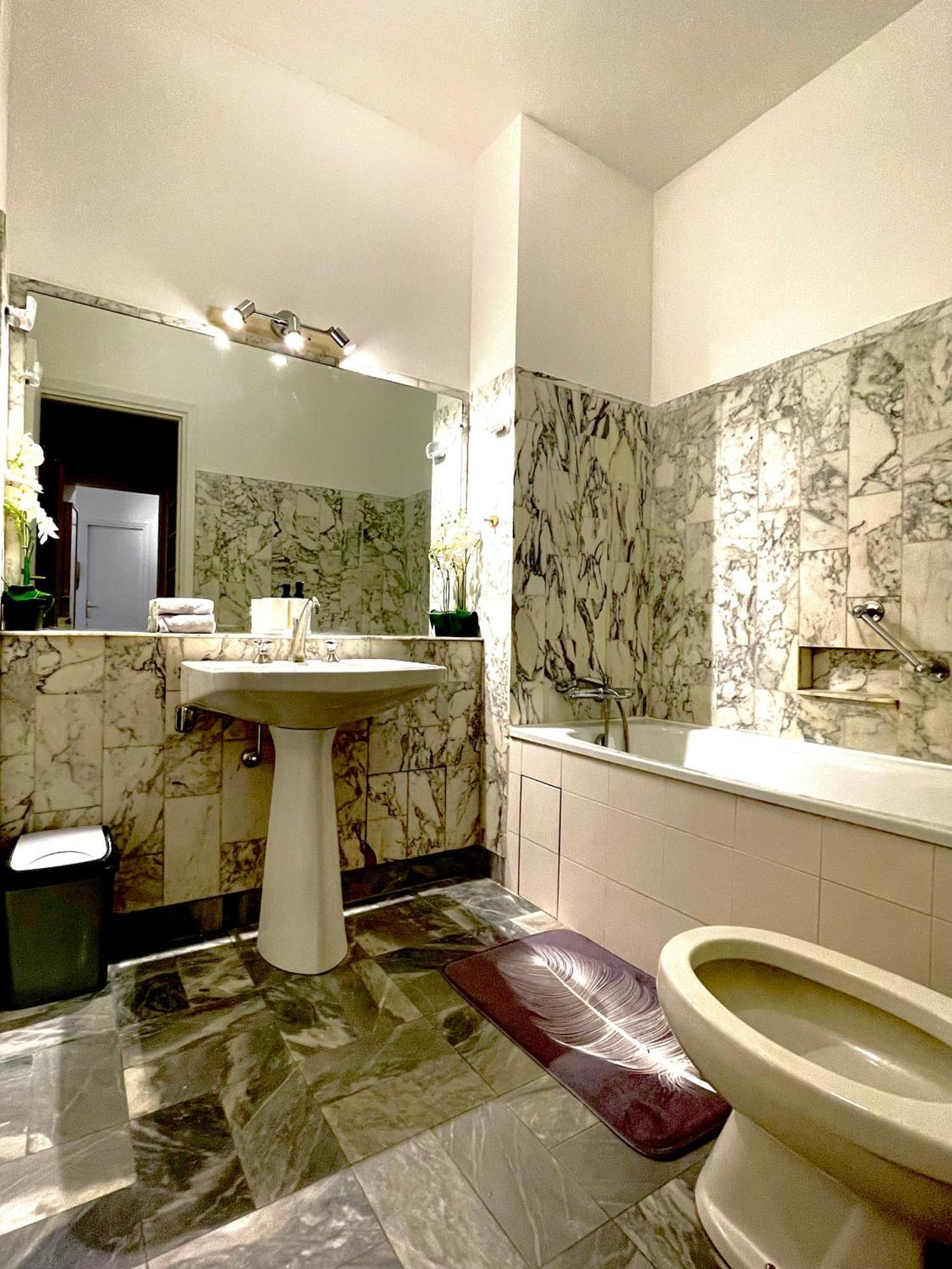 Champs Elysees 4 Appartement Parijs