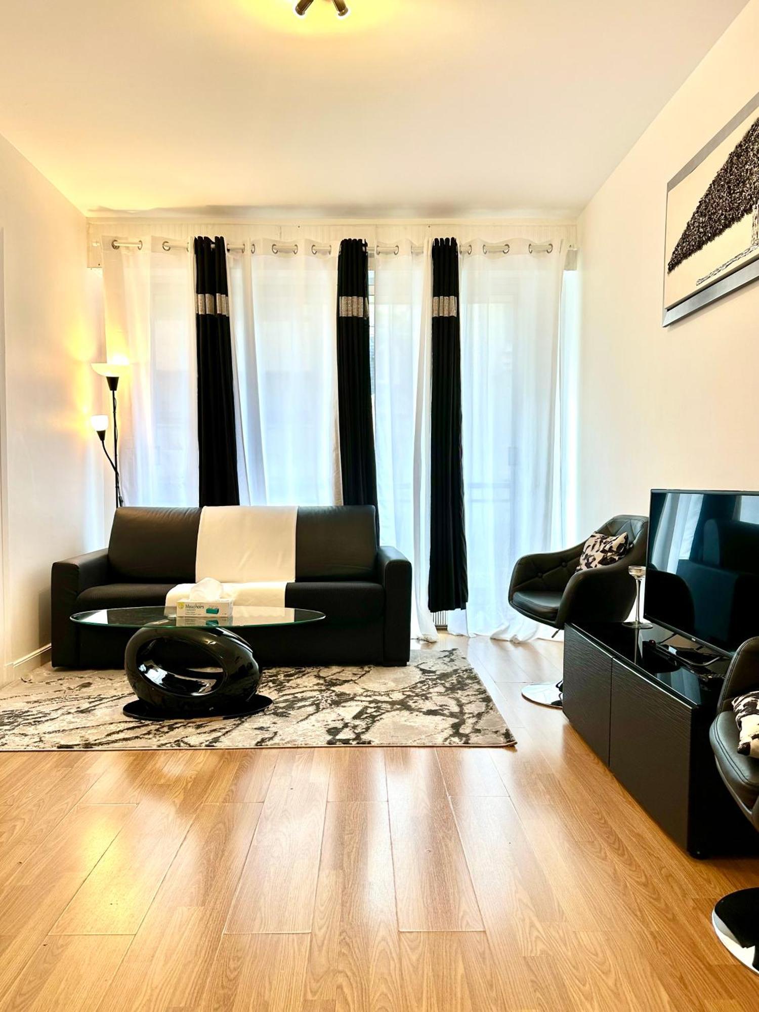 Appartement Champs Elysees 4 Paris